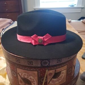 Goorin Bros Womens Black Wool Fedora with Pink Bow